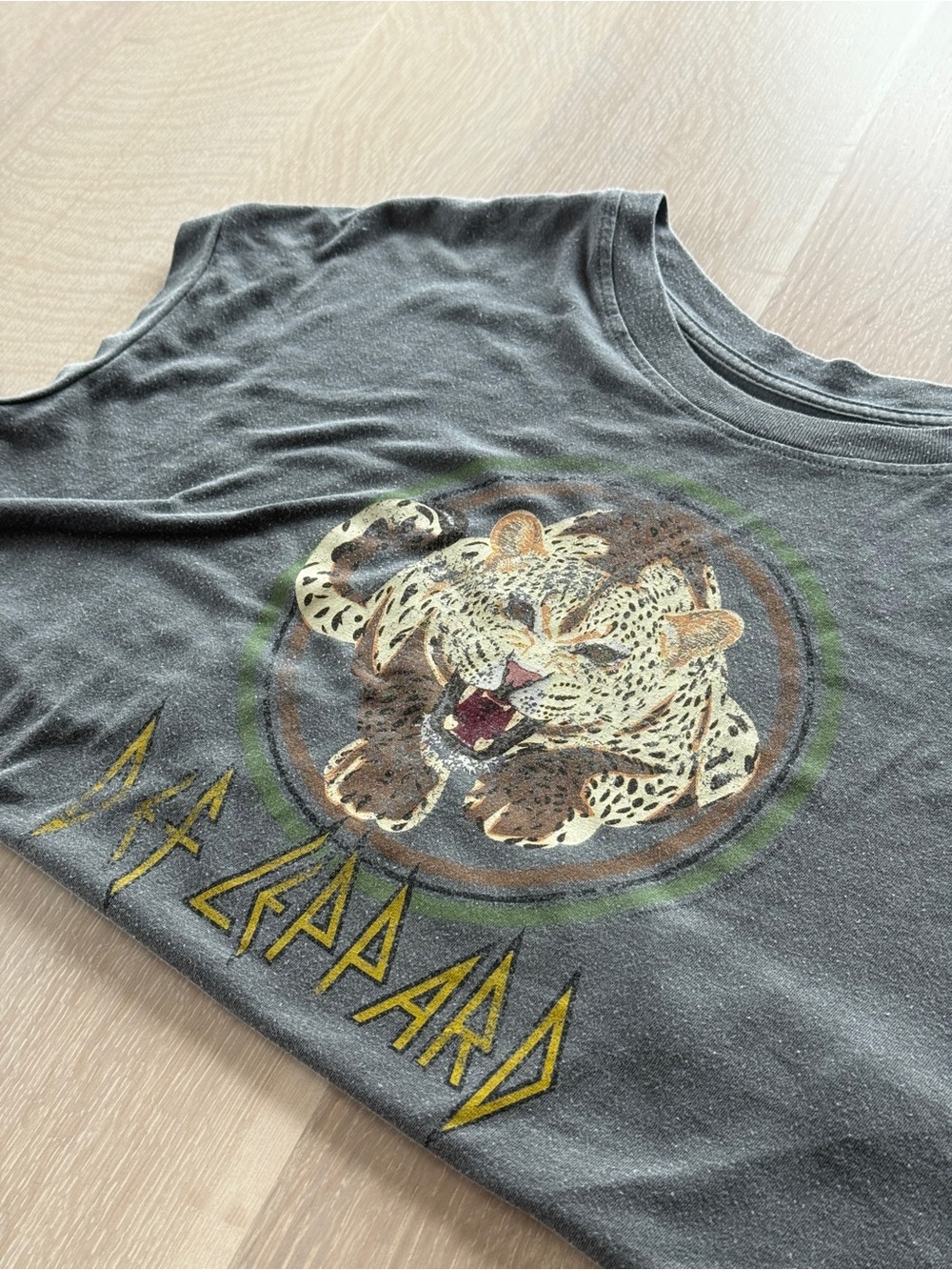 Def Leppard Vintage Graphic Muscle T-Shirt, Size Large